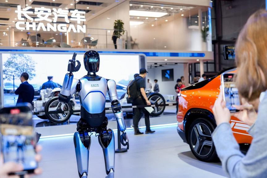 长安汽车始终以科技创新驱动