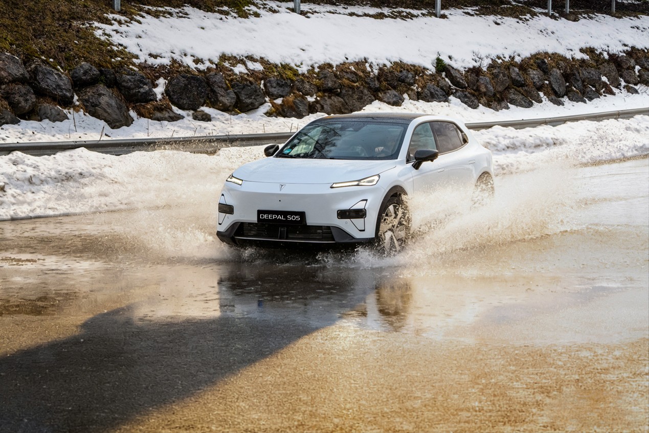 The CHANGAN DEEPAL S05 Arrives in the UK—Engineered Globally, Tuned Locally